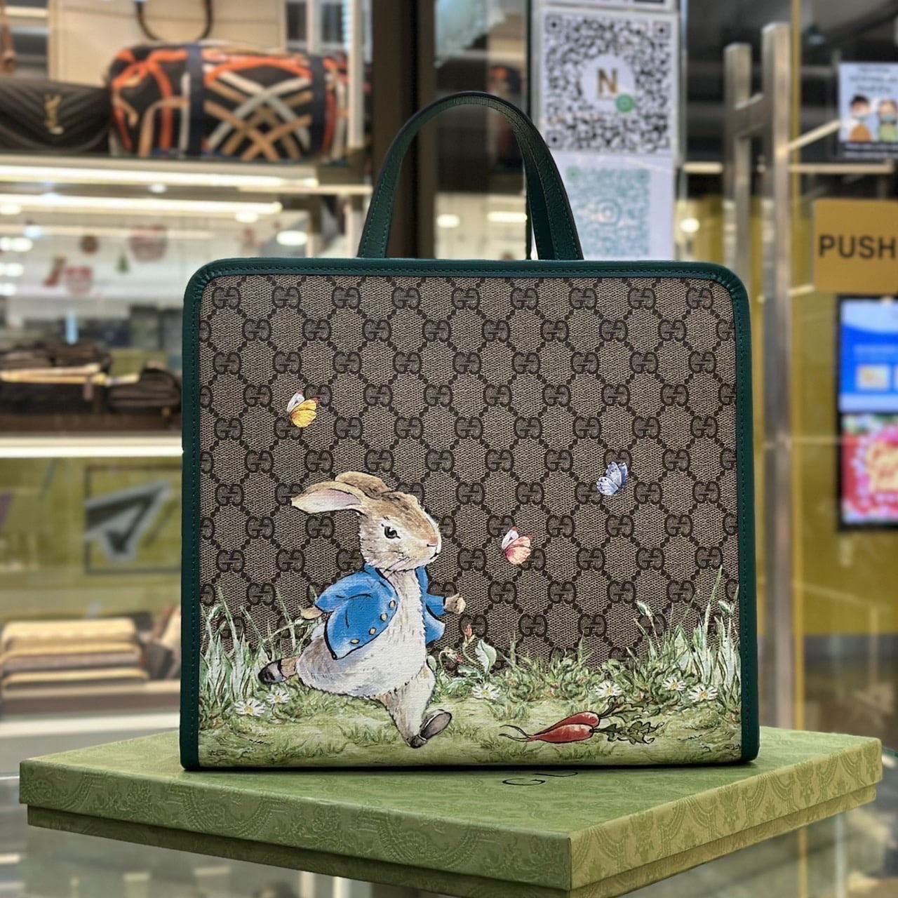 CRUSH: Peter Rabbit x Gucci – Ambre Oggier – Go Out!